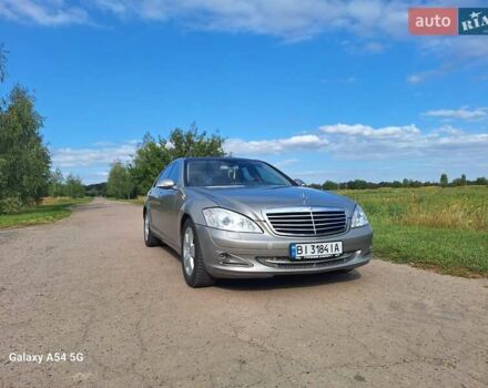 Сірий Мерседес С Клас, об'ємом двигуна 3 л та пробігом 318 тис. км за 9700 $, фото 1 на Automoto.ua