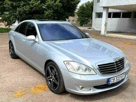 Сірий Мерседес С Клас, об'ємом двигуна 3.5 л та пробігом 239 тис. км за 7800 $, фото 1 на Automoto.ua