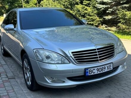Сірий Мерседес С Клас, об'ємом двигуна 3.5 л та пробігом 287 тис. км за 8250 $, фото 1 на Automoto.ua