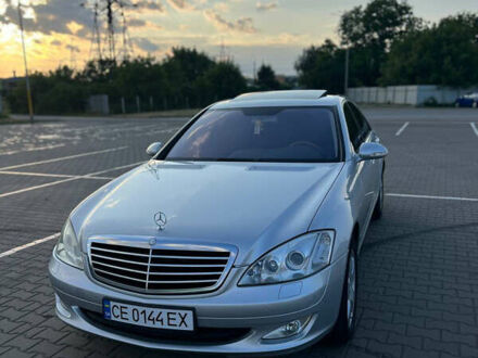 Серый Мерседес С Класс, объемом двигателя 2.99 л и пробегом 450 тыс. км за 10700 $, фото 1 на Automoto.ua