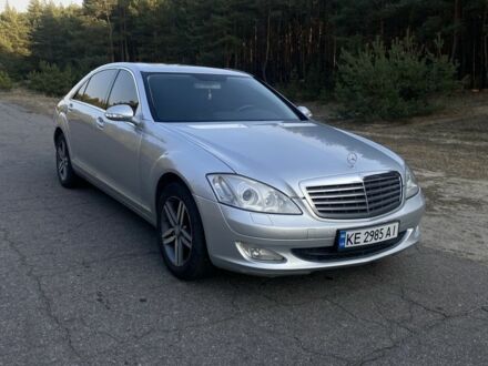 Мерседес С Клас 2006 у Кременчуге на Automoto.ua Сірий Мерседес С Клас, об'ємом двигуна 3.5 л та пробігом 220 тис. км за 8600 $, фото 1 на Automoto.ua