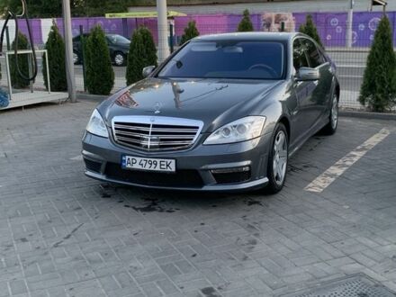 Мерседес С Класс 2007 в Запорожье на Automoto.ua Серый Мерседес С Класс, объемом двигателя 5.4 л и пробегом 255 тыс. км за 14000 $, фото 1 на Automoto.ua