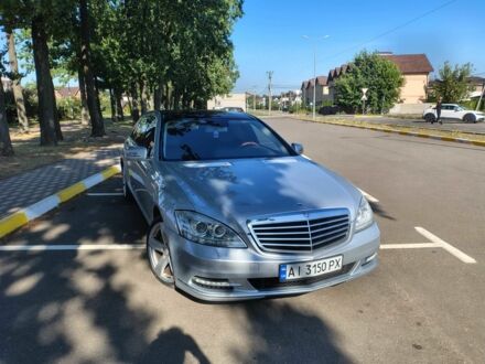 Серый Мерседес С Класс, объемом двигателя 3.5 л и пробегом 155 тыс. км за 12900 $, фото 1 на Automoto.ua