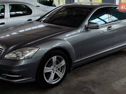 Сірий Мерседес С Клас, об'ємом двигуна 4.66 л та пробігом 219 тис. км за 24000 $, фото 1 на Automoto.ua