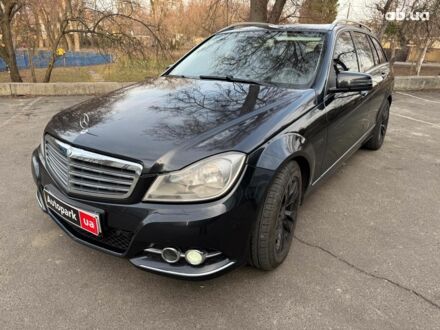 Мерседес С Клас 2012 у Києві на Automoto.ua Сірий Мерседес С Клас, об'ємом двигуна 3 л та пробігом 260 тис. км за 13190 $, фото 1 на Automoto.ua