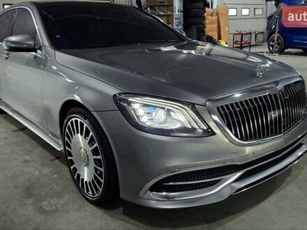 Серый Мерседес С Класс, объемом двигателя 2.14 л и пробегом 199 тыс. км за 40999 $, фото 1 на Automoto.ua