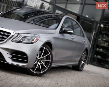 Серый Мерседес С Класс, объемом двигателя 2.99 л и пробегом 225 тыс. км за 36500 $, фото 1 на Automoto.ua