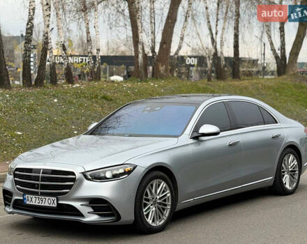 Сірий Мерседес С Клас, об'ємом двигуна 3.98 л та пробігом 49 тис. км за 95000 $, фото 1 на Automoto.ua