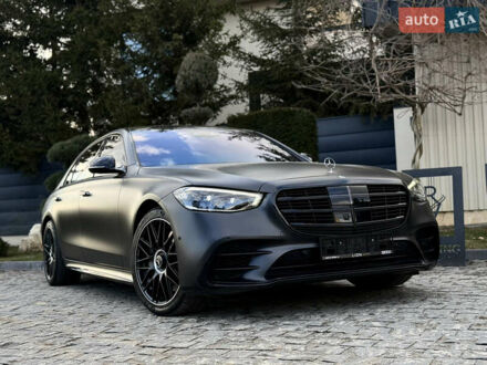 Серый Мерседес С Класс, объемом двигателя 3.98 л и пробегом 69 тыс. км за 104900 $, фото 1 на Automoto.ua