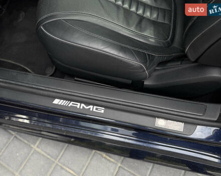 Синій Мерседес С Клас, об'ємом двигуна 3.98 л та пробігом 94 тис. км за 43000 $, фото 2 на Automoto.ua