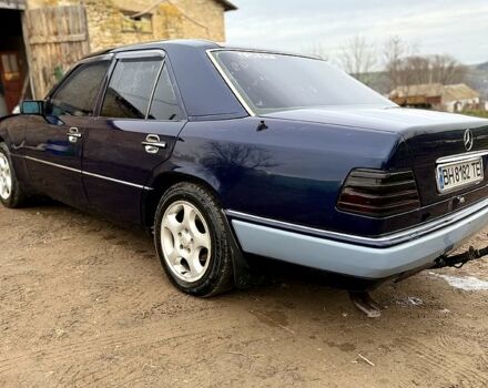 Синий Мерседес С Класс, объемом двигателя 2.8 л и пробегом 123 тыс. км за 2200 $, фото 6 на Automoto.ua