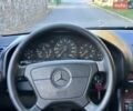 Синий Мерседес С Класс, объемом двигателя 3.5 л и пробегом 380 тыс. км за 4299 $, фото 21 на Automoto.ua