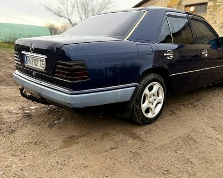 Синий Мерседес С Класс, объемом двигателя 2.8 л и пробегом 123 тыс. км за 2200 $, фото 4 на Automoto.ua