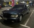 Синий Мерседес С Класс, объемом двигателя 5 л и пробегом 500 тыс. км за 5300 $, фото 1 на Automoto.ua