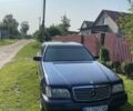 Синий Мерседес С Класс, объемом двигателя 3.2 л и пробегом 450 тыс. км за 6000 $, фото 6 на Automoto.ua