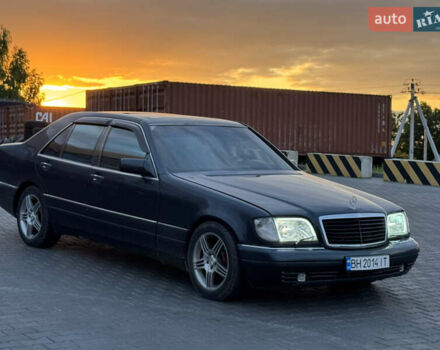 Синий Мерседес С Класс, объемом двигателя 3 л и пробегом 400 тыс. км за 4200 $, фото 4 на Automoto.ua