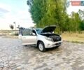 Синий Мерседес С Класс, объемом двигателя 3 л и пробегом 470 тыс. км за 5999 $, фото 4 на Automoto.ua