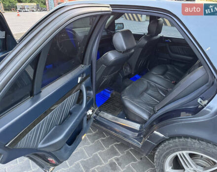 Синий Мерседес С Класс, объемом двигателя 3 л и пробегом 400 тыс. км за 4200 $, фото 27 на Automoto.ua