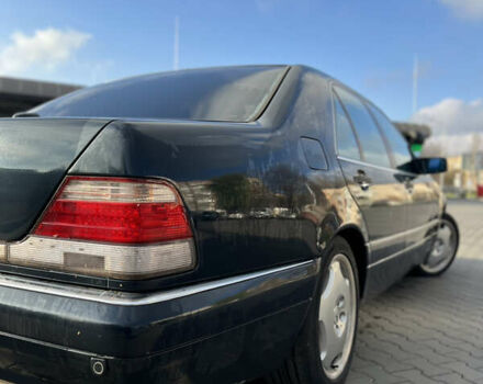 Синий Мерседес С Класс, объемом двигателя 4.97 л и пробегом 300 тыс. км за 8777 $, фото 4 на Automoto.ua