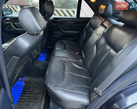 Синий Мерседес С Класс, объемом двигателя 3 л и пробегом 400 тыс. км за 4200 $, фото 29 на Automoto.ua