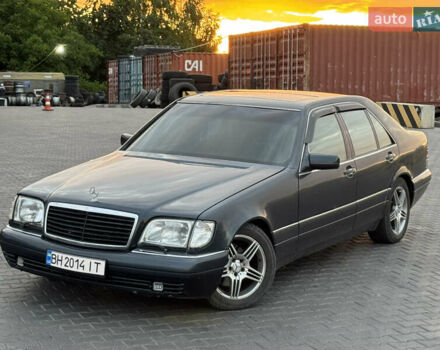 Синий Мерседес С Класс, объемом двигателя 3 л и пробегом 400 тыс. км за 4200 $, фото 5 на Automoto.ua