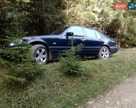 Синій Мерседес С Клас, об'ємом двигуна 3.4 л та пробігом 390 тис. км за 6000 $, фото 1 на Automoto.ua