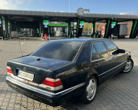 Синий Мерседес С Класс, объемом двигателя 4.97 л и пробегом 300 тыс. км за 8777 $, фото 1 на Automoto.ua