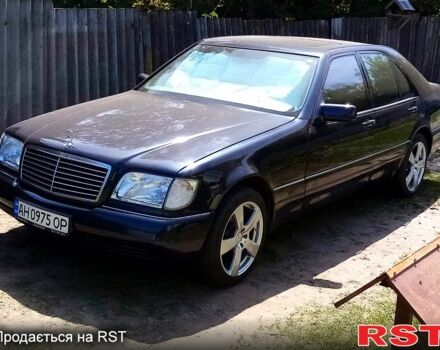 Синий Мерседес С Класс, объемом двигателя 3.4 л и пробегом 424 тыс. км за 5700 $, фото 3 на Automoto.ua