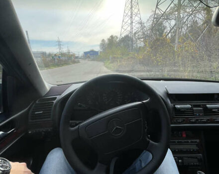 Синій Мерседес С Клас, об'ємом двигуна 3.2 л та пробігом 300 тис. км за 8500 $, фото 19 на Automoto.ua