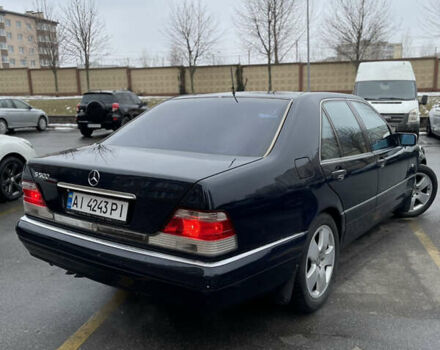 Синий Мерседес С Класс, объемом двигателя 4.2 л и пробегом 280 тыс. км за 6200 $, фото 1 на Automoto.ua