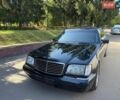 Синий Мерседес С Класс, объемом двигателя 5 л и пробегом 245 тыс. км за 15500 $, фото 1 на Automoto.ua