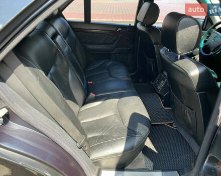 Синий Мерседес С Класс, объемом двигателя 3 л и пробегом 444 тыс. км за 5500 $, фото 16 на Automoto.ua