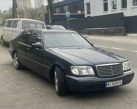 Синій Мерседес С Клас, об'ємом двигуна 3.2 л та пробігом 300 тис. км за 8500 $, фото 16 на Automoto.ua