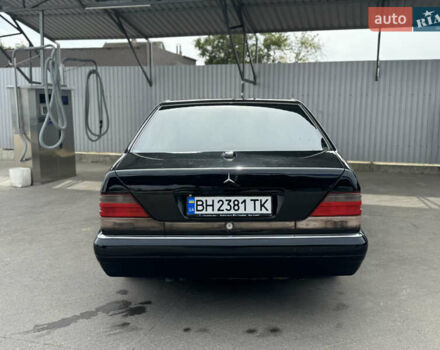 Синий Мерседес С Класс, объемом двигателя 3 л и пробегом 444 тыс. км за 5500 $, фото 5 на Automoto.ua