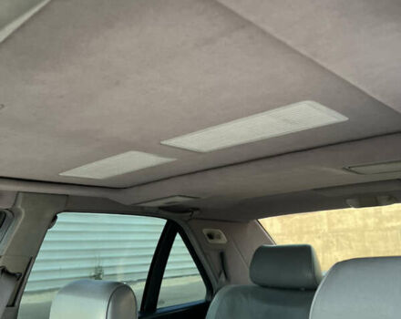 Синий Мерседес С Класс, объемом двигателя 3 л и пробегом 450 тыс. км за 5250 $, фото 7 на Automoto.ua