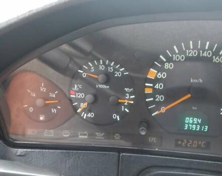 Синій Мерседес С Клас, об'ємом двигуна 3 л та пробігом 370 тис. км за 7700 $, фото 5 на Automoto.ua