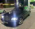 Синій Мерседес С Клас, об'ємом двигуна 3.2 л та пробігом 300 тис. км за 8500 $, фото 15 на Automoto.ua