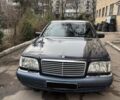 Синий Мерседес С Класс, объемом двигателя 4.2 л и пробегом 320 тыс. км за 8100 $, фото 1 на Automoto.ua