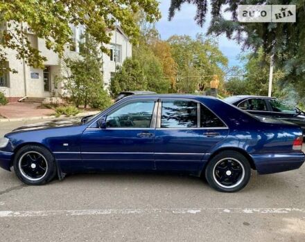 Синий Мерседес С Класс, объемом двигателя 3 л и пробегом 444 тыс. км за 3500 $, фото 6 на Automoto.ua