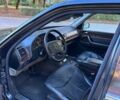 Синій Мерседес С Клас, об'ємом двигуна 3.2 л та пробігом 305 тис. км за 6700 $, фото 26 на Automoto.ua
