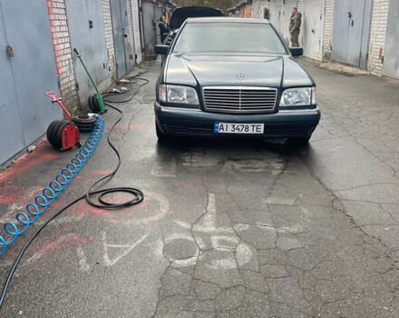 Синій Мерседес С Клас, об'ємом двигуна 3.2 л та пробігом 300 тис. км за 8500 $, фото 18 на Automoto.ua