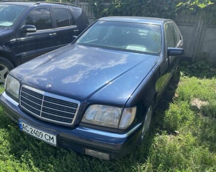 Синій Мерседес С Клас, об'ємом двигуна 4.2 л та пробігом 300 тис. км за 6200 $, фото 1 на Automoto.ua