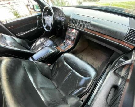 Синий Мерседес С Класс, объемом двигателя 4.2 л и пробегом 300 тыс. км за 6250 $, фото 5 на Automoto.ua