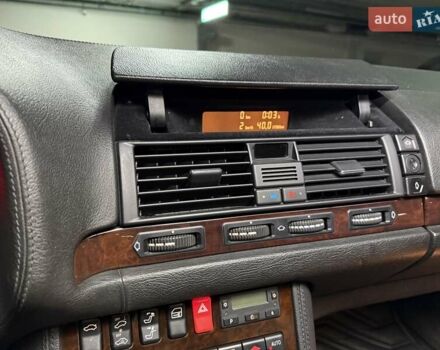 Синий Мерседес С Класс, объемом двигателя 6 л и пробегом 216 тыс. км за 15500 $, фото 9 на Automoto.ua