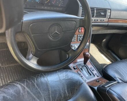 Синій Мерседес С Клас, об'ємом двигуна 4.2 л та пробігом 300 тис. км за 6200 $, фото 7 на Automoto.ua