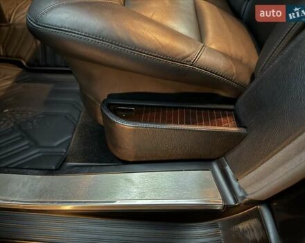 Синий Мерседес С Класс, объемом двигателя 6 л и пробегом 216 тыс. км за 15500 $, фото 19 на Automoto.ua