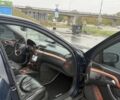 Синій Мерседес С Клас, об'ємом двигуна 3.2 л та пробігом 170 тис. км за 3101 $, фото 5 на Automoto.ua