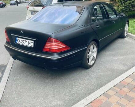 Синий Мерседес С Класс, объемом двигателя 3.8 л и пробегом 300 тыс. км за 3500 $, фото 7 на Automoto.ua