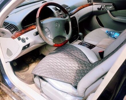 Синий Мерседес С Класс, объемом двигателя 4.3 л и пробегом 270 тыс. км за 4000 $, фото 3 на Automoto.ua