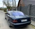 Синий Мерседес С Класс, объемом двигателя 5 л и пробегом 320 тыс. км за 3100 $, фото 2 на Automoto.ua